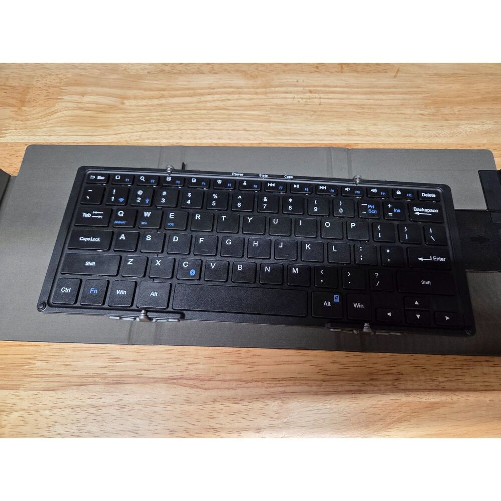 Plugable Foldable Bluetooth Keyboard